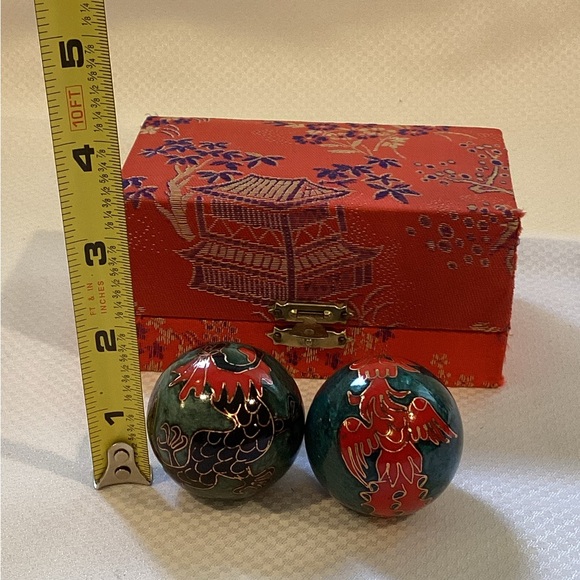 Vintage Chinese Cloisonné Ball Set of 2 In Box - Picture 4 of 6
